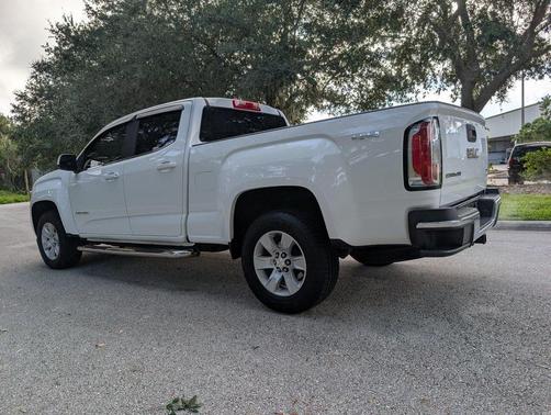 2017 GMC Canyon SLE