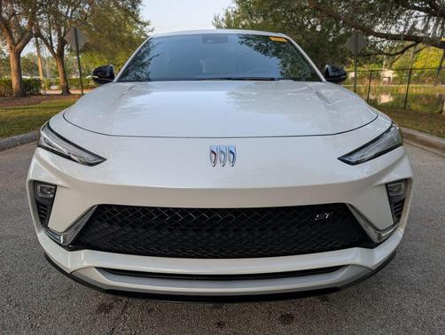 2024 Buick Envista Sport Touring FWD