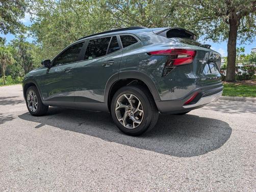 Cypress Gray 2026 Chevrolet Trax LT