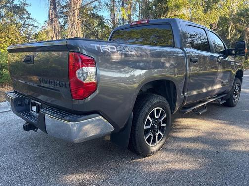 2018 Toyota Tundra SR5