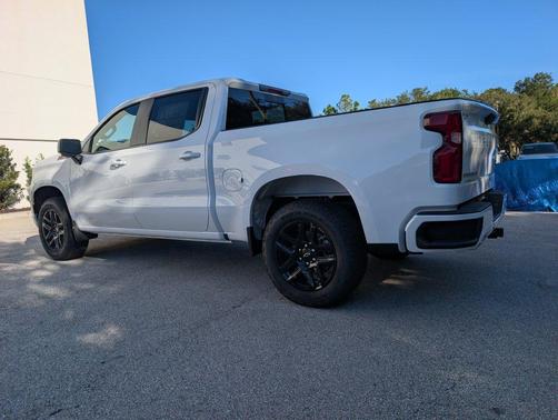 Summit White 2026 Chevrolet Silverado 1500 RST