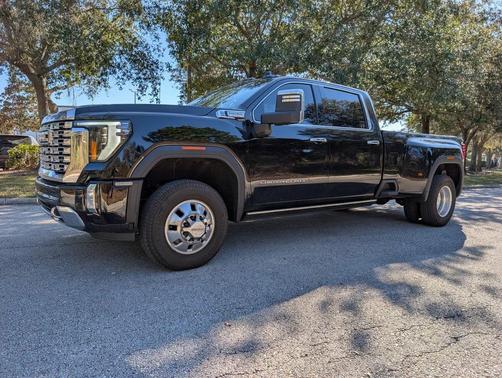2024 GMC Sierra 3500 Denali