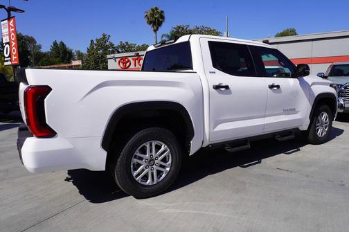 Ice Cap 2026 Toyota Tundra SR5