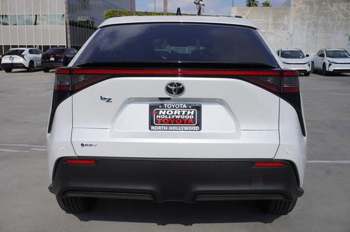 2026 Toyota bZ XLE Plus