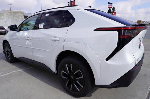 2026 Toyota bZ XLE Plus