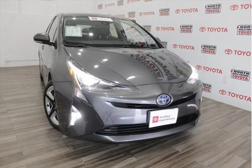 2016 Toyota Prius Three Touring