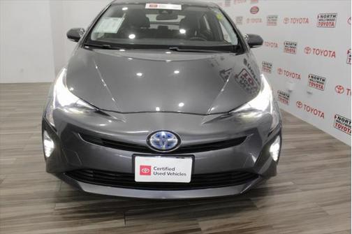 2016 Toyota Prius Three Touring