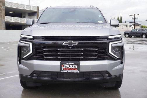 2025 Chevrolet Suburban RST