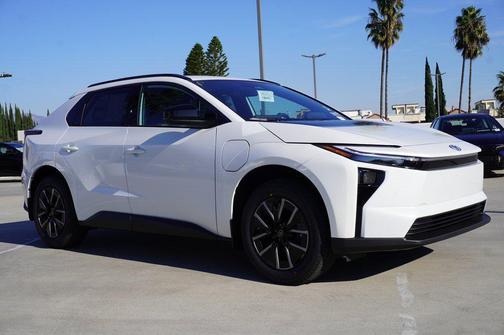 2026 Toyota bZ XLE Plus