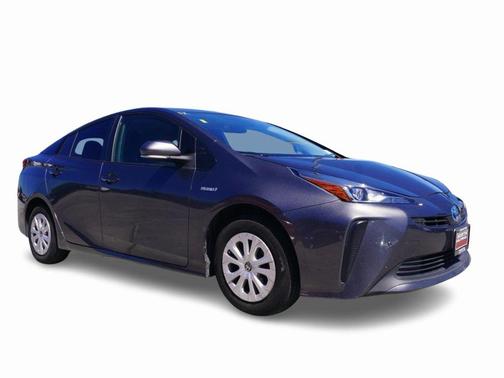 2021 Toyota Prius LE