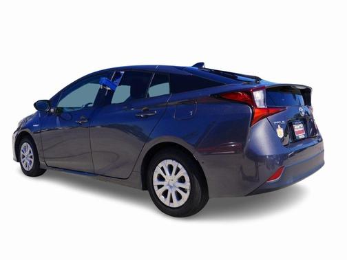 2021 Toyota Prius LE