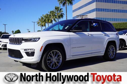 2022 Jeep Grand Cherokee Summit