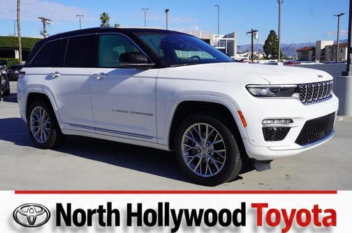 2022 Jeep Grand Cherokee Summit