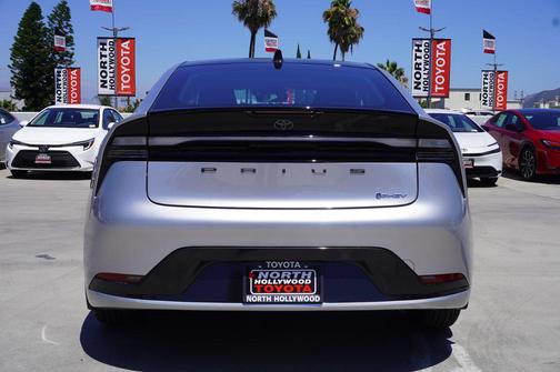Cutting Edge 2026 Toyota Prius Plug-In Hybrid XSE Premium