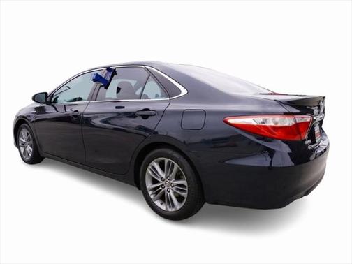2015 Toyota Camry Hybrid SE