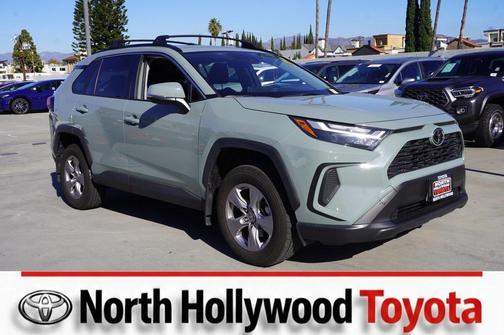 2023 Toyota RAV4 XLE