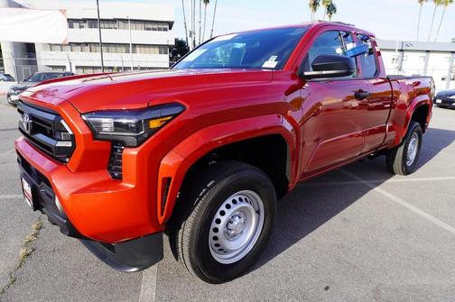 2025 Toyota Tacoma SR