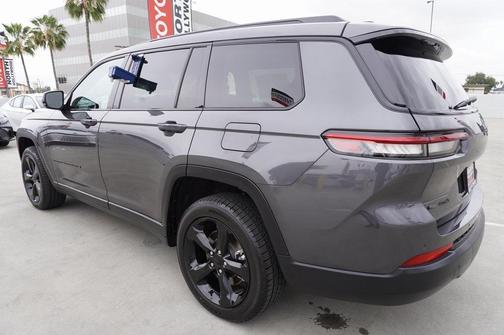 2022 Jeep Grand Cherokee L Altitude