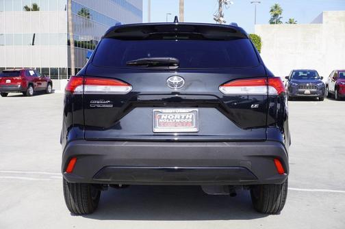 2025 Toyota Corolla Cross LE