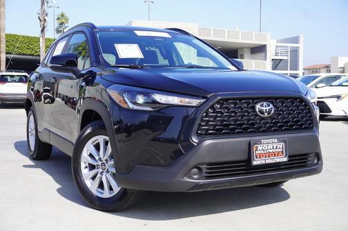 2025 Toyota Corolla Cross LE