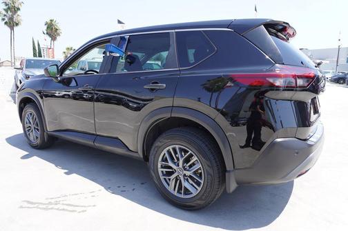 Super Black 2023 Nissan Rogue S