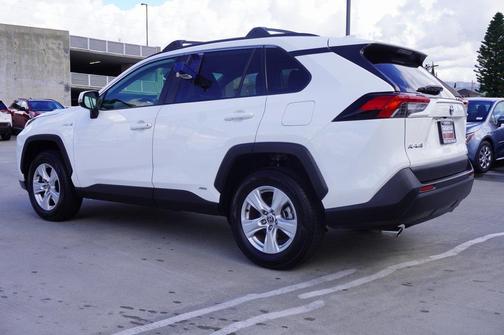 2021 Toyota RAV4 Hybrid LE