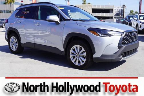 Sonic Silver 2024 Toyota Corolla Cross LE
