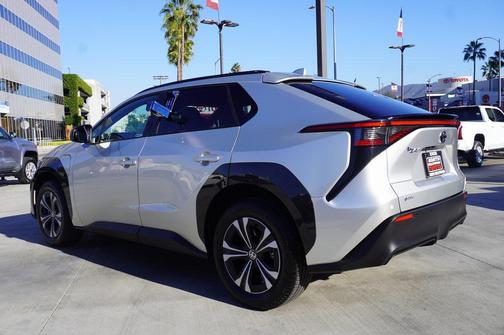 2024 Toyota bZ4X XLE