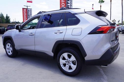 Silver Sky Metallic 2021 Toyota RAV4 XLE