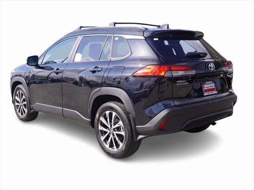 2025 Toyota Corolla Cross XLE