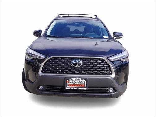 2025 Toyota Corolla Cross XLE