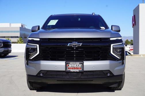 2025 Chevrolet Suburban RST