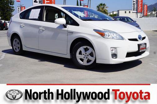 Blizzard Pearl 2011 Toyota Prius III