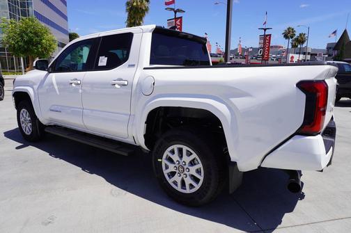 Ice Cap 2026 Toyota Tacoma SR5