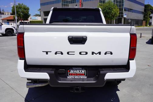 Ice Cap 2026 Toyota Tacoma SR5