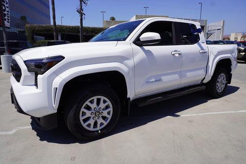Ice Cap 2026 Toyota Tacoma SR5