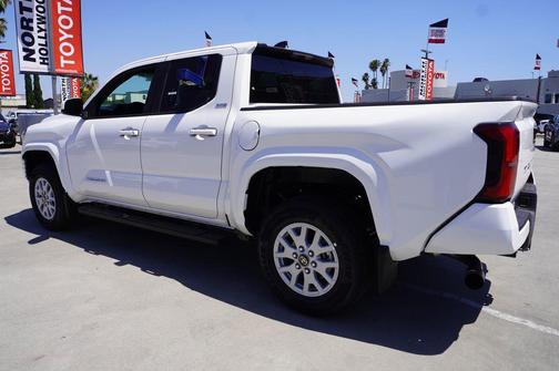 Ice Cap 2026 Toyota Tacoma SR5