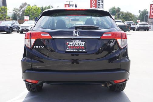 Crystal Black Pearl 2019 Honda HR-V LX
