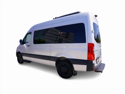 2024 Mercedes-Benz Sprinter 2500 Standard Roof