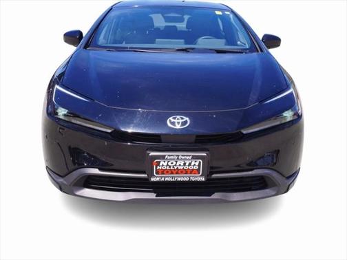 2023 Toyota Prius LE