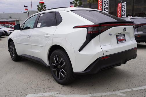 2026 Toyota bZ XLE Plus