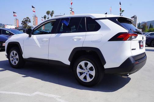 Ice Cap 2024 Toyota RAV4 LE