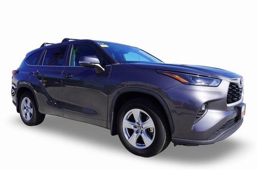 2023 Toyota Highlander LE I4