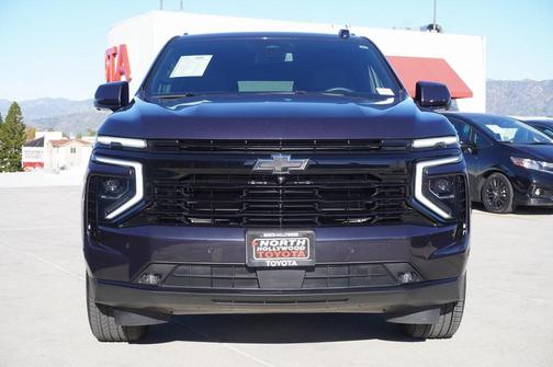 2025 Chevrolet Suburban RST