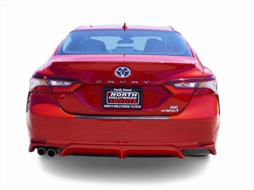 2021 Toyota Camry Hybrid SE