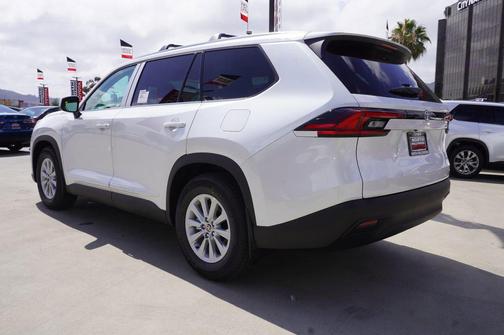 Wind Chill Pearl [extra_cost_color] 2026 Toyota Grand Highlander XLE