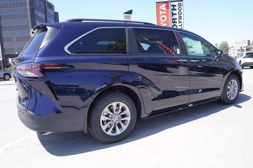 Blueprint 2026 Toyota Sienna XLE