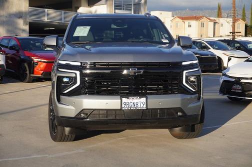 2025 Chevrolet Suburban RST