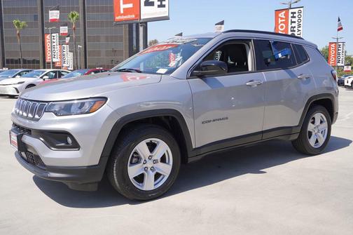 Billet Silver Metallic Clearcoat 2022 Jeep Compass Latitude