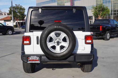 2022 Jeep Wrangler Unlimited Sport